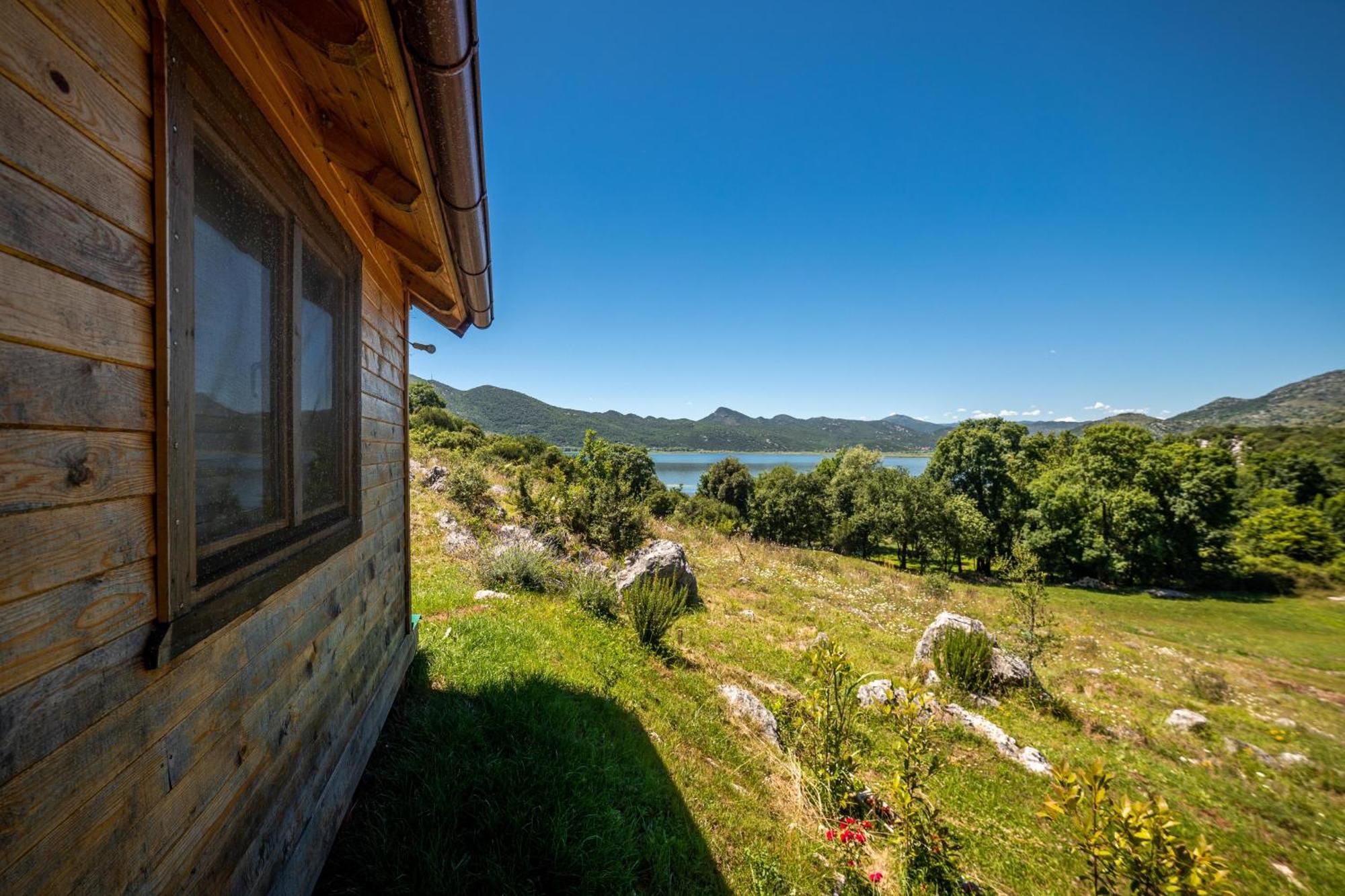 Boljesestre Lake Retreat Golubovci Dış mekan fotoğraf